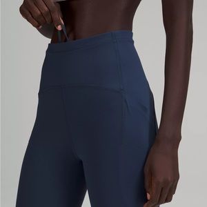 LULULEMON SWIFT SPEED LEGGINGS TRUE NAVY SIZE 6
